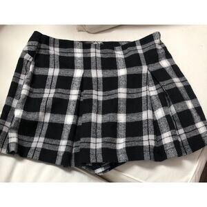 NWT-Forever 21 Best Med Mini Skirt/Skort Plaid Pleated Schoolgirl Academia